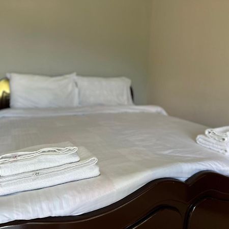 Hotel Restaurant Aleksander Κορυτσά Εξωτερικό φωτογραφία