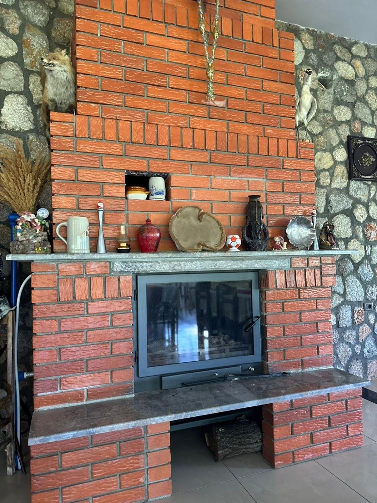 Hotel Restaurant Aleksander Κορυτσά Εξωτερικό φωτογραφία